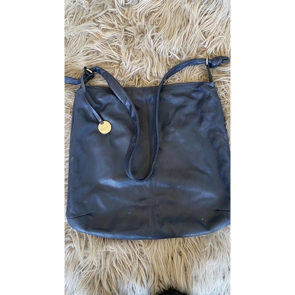 Pullicati Women's Soft Italian Leather Single Strap Zip Large Navy Blue - Picture 1 of 12